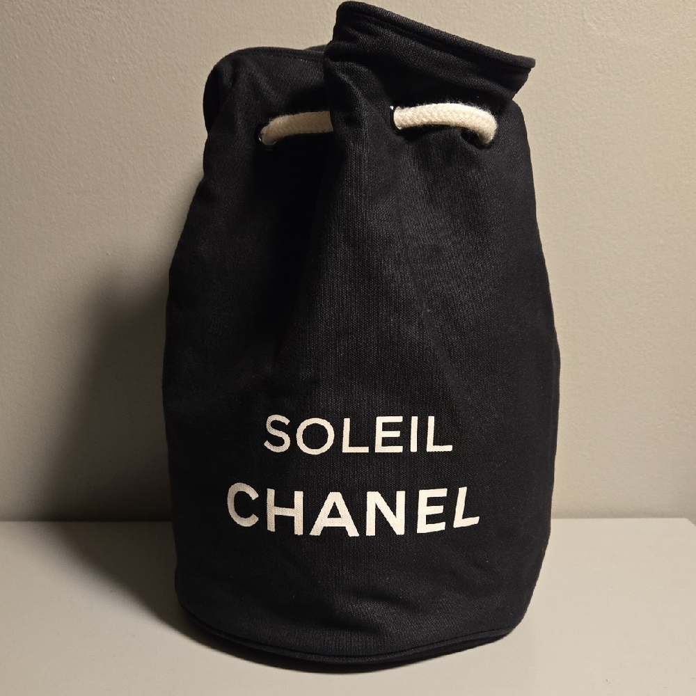Chanel Soleil Drawstring Bag Black And White
